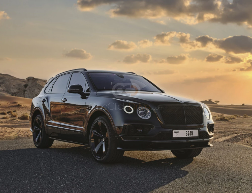 Black Bentley Bentayga 2017 for rent in Abu Dhabi 1